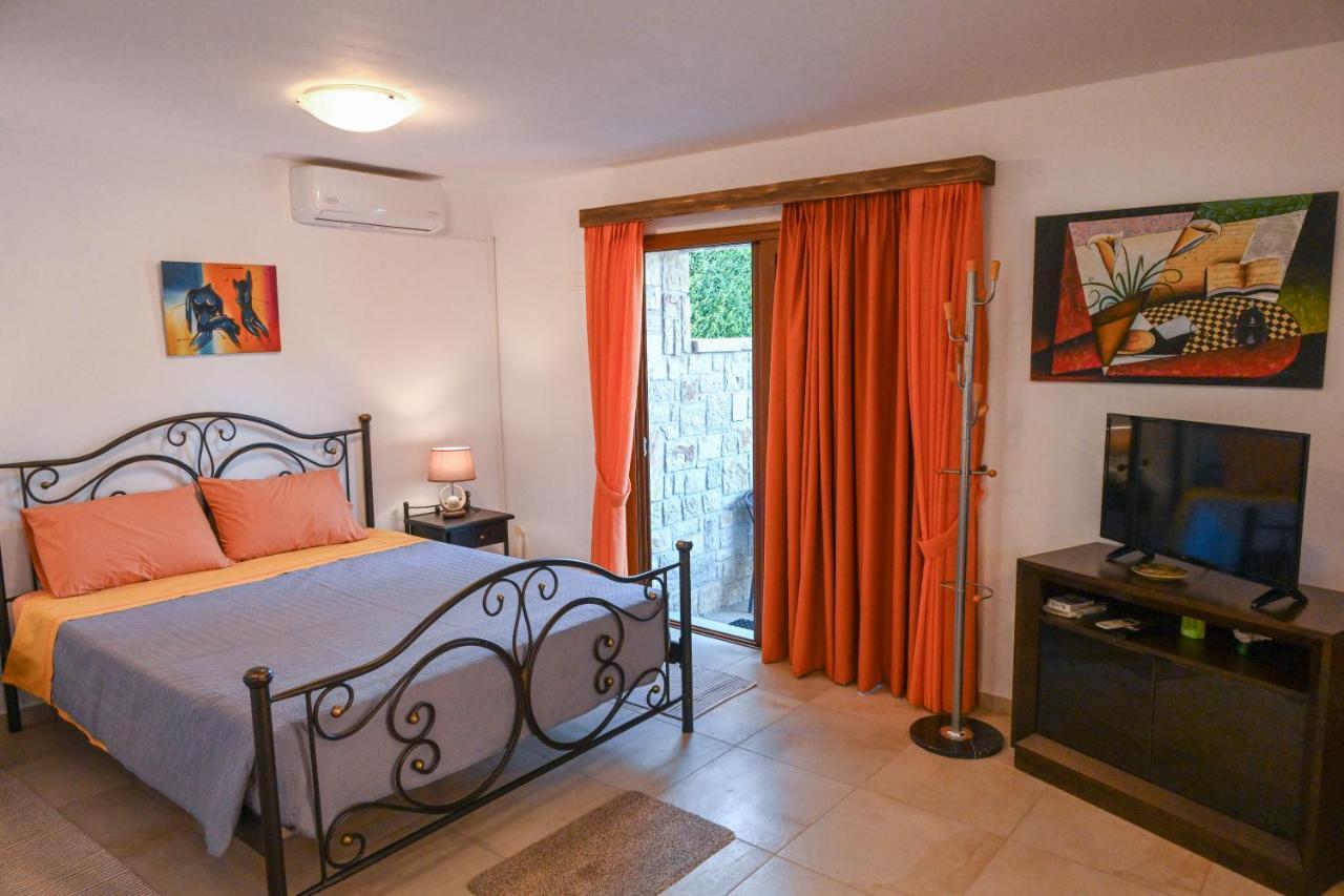 Αριων Village & Suites Nafplio Exterior photo